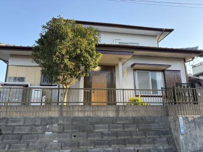 綺麗な玄関です。モニター付きインターホン付き