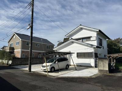 全面道路も広々してます
田舎だけど