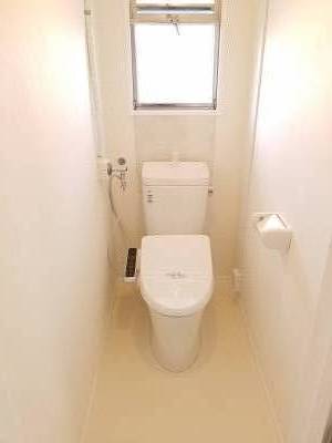 LIXIL 温水便座トイレ⭐広めです⭐