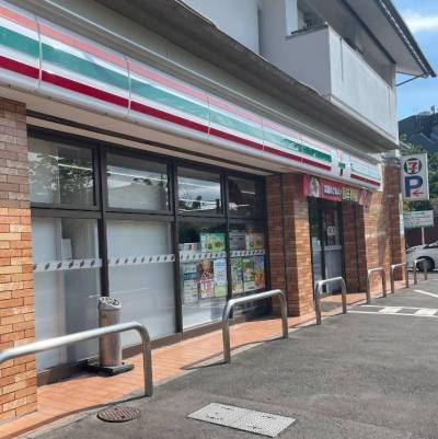コンビニ セブン-イレブン 仙台台原駅前店まで700m