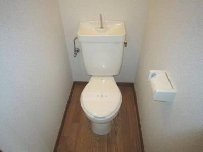 バス・トイレ別で快適生活♪