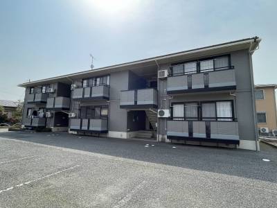 角部屋のため、２面採光で明るいお部屋です。