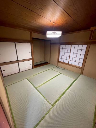 一階和室も趣あり