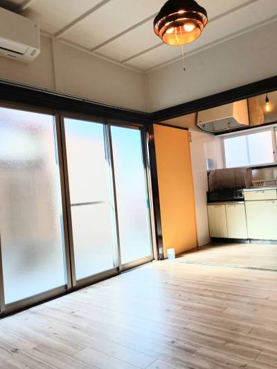 １階リフォーム済みです。
1階エアコン設置済みです。