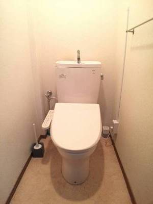 温水洗浄便座です♪