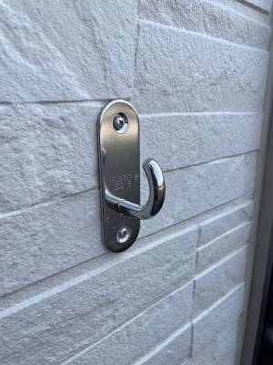 ペット用リードフック、傘もかけれます