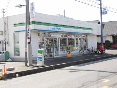 コンビニ徒歩３分です。