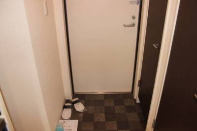 モザイク調のおしゃれなエントランス！