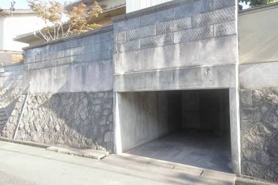 駐車場１台無料！