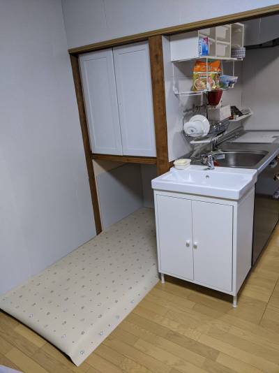 独立した洗面台があります。