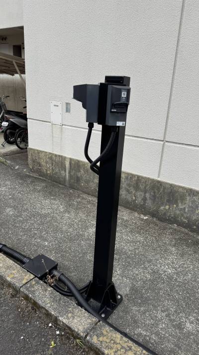 EV車、普通充電可能！　
※別途充電料金