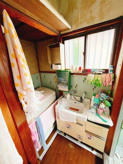洗面台、室内洗濯機置き場