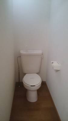 トイレです。バストイレ別です。