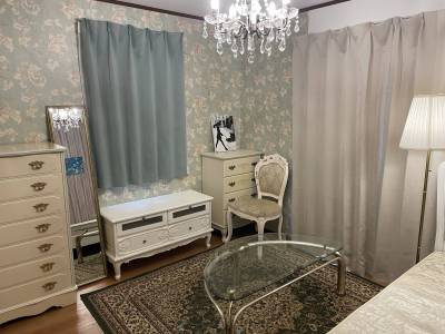 ローボードとチェアは入居時撤去可能です。