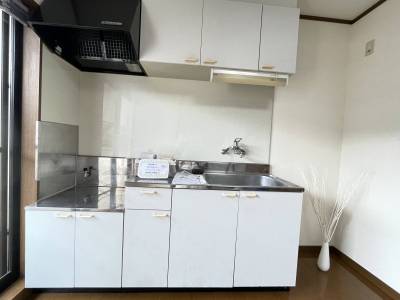 キッチン：水栓をシングルレバーに変えてます。（新品）