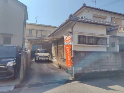 車２台駐車可能