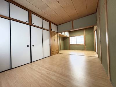 和室は全て襖を張り替え、カーペット調で和洋室リフォーム♪