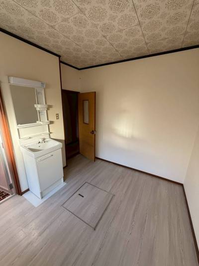 初期費用ゼロ！初月フリーレント！2月リフォームしたばかり！