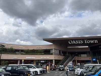 オアシスタウン。ユニクロ・GU、医院もあります