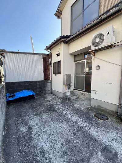 廊下直結の駐車場でお買い物の出し入れがラクラク♪