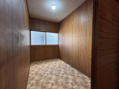 収納スペース！ウォークインクローゼットにしても良さそうです！