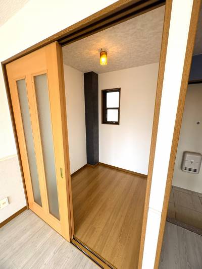 納戸があるため、たくさんの荷物も安心