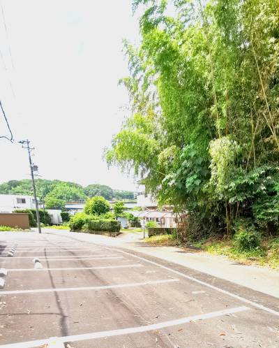 広々駐車場！一戸あたり２台の駐車スペースを準備してあります！