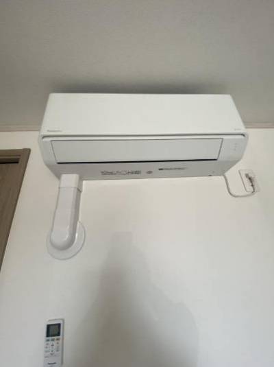 嬉しいエアコン付きです。