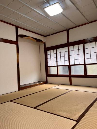 和室。
落ち着ける空間ですね♪