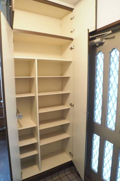 大容量のシューズボックス