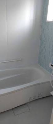 浴室　１坪浴室で広々♪断熱浴槽です