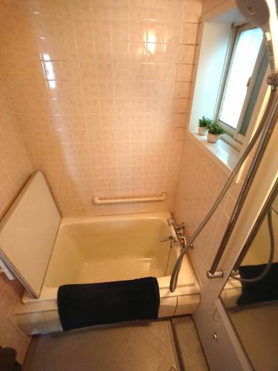 浴室は暖房乾燥機付きで快適