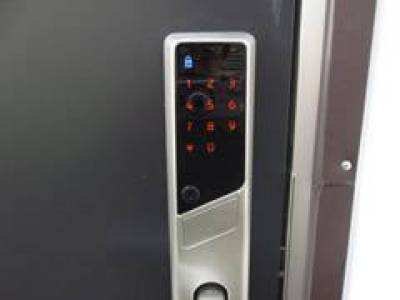 電子キーとTVモニターホン。鍵を持ち歩く必要なし