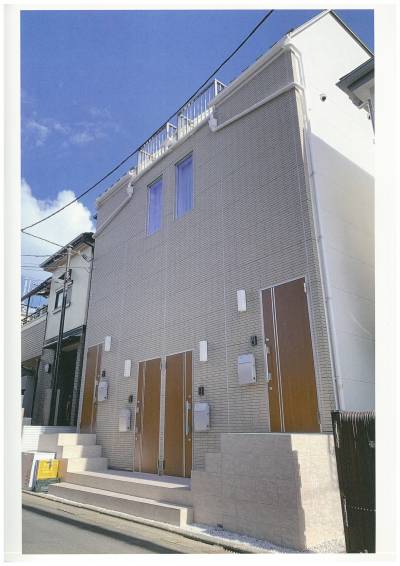 断熱強化した構造と業務用エアコンにて快適な居住空間をご提供！