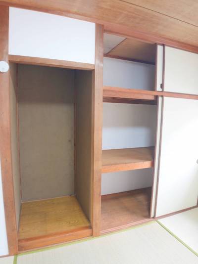 【収納力抜群】奥行きある大容量押入れでお部屋スッキリ！