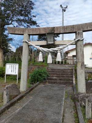 大貫神社　鳥居
大貫神社バス停です。