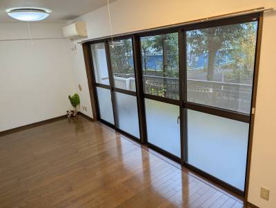 エアコン、リビング