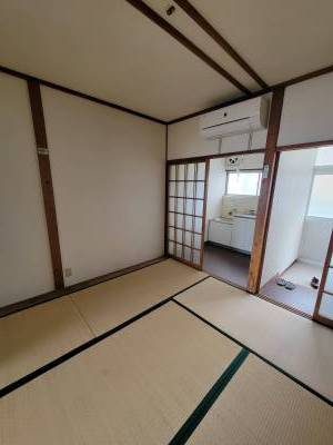 快適に寛げる６畳間&times;２
