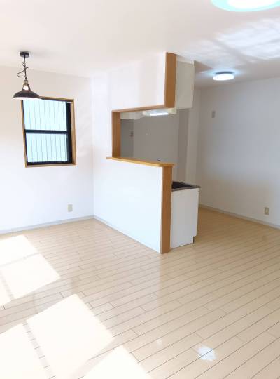 料理しながらテレビや動画見やすいカウンター♪※201