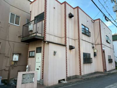 かわいらしい外観！？古いですが！