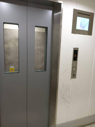 エレベーターホール