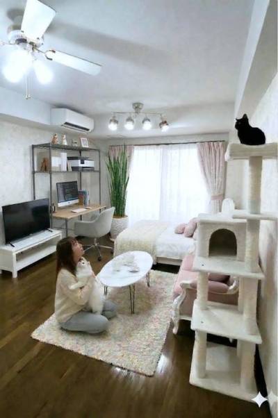 この賃料では滅多にない、横幅３メーター以上の広々９帖の空間。