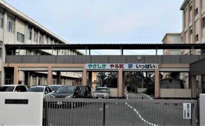 蒲小学校まで50m徒歩1分

