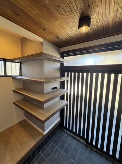 玄関にはたっぷり入るシューズクローク