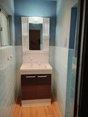 洗面台を更新しました。