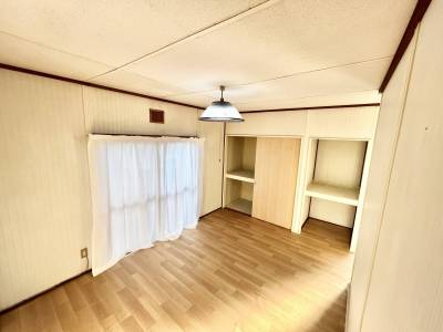 収納も広くていろいろ入れられそう