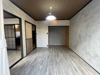 大きめクローゼット付。なんと各部屋間接照明あり！