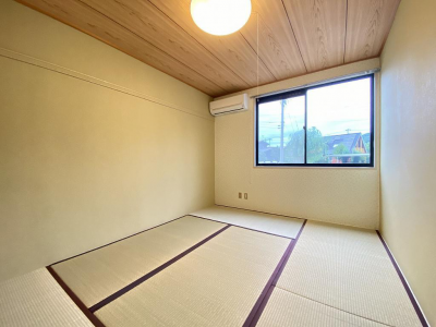 北側にある6畳和室の様子です。