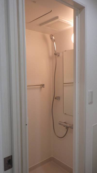 写真は同じ仕様の別部屋