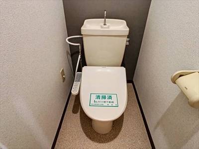 トイレ　温水洗浄便座付き　バス・トイレ別物件